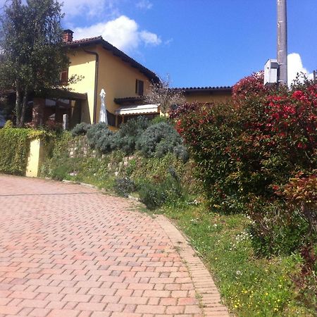 Agriturismo Tre Tigli Asti Eksteriør bilde