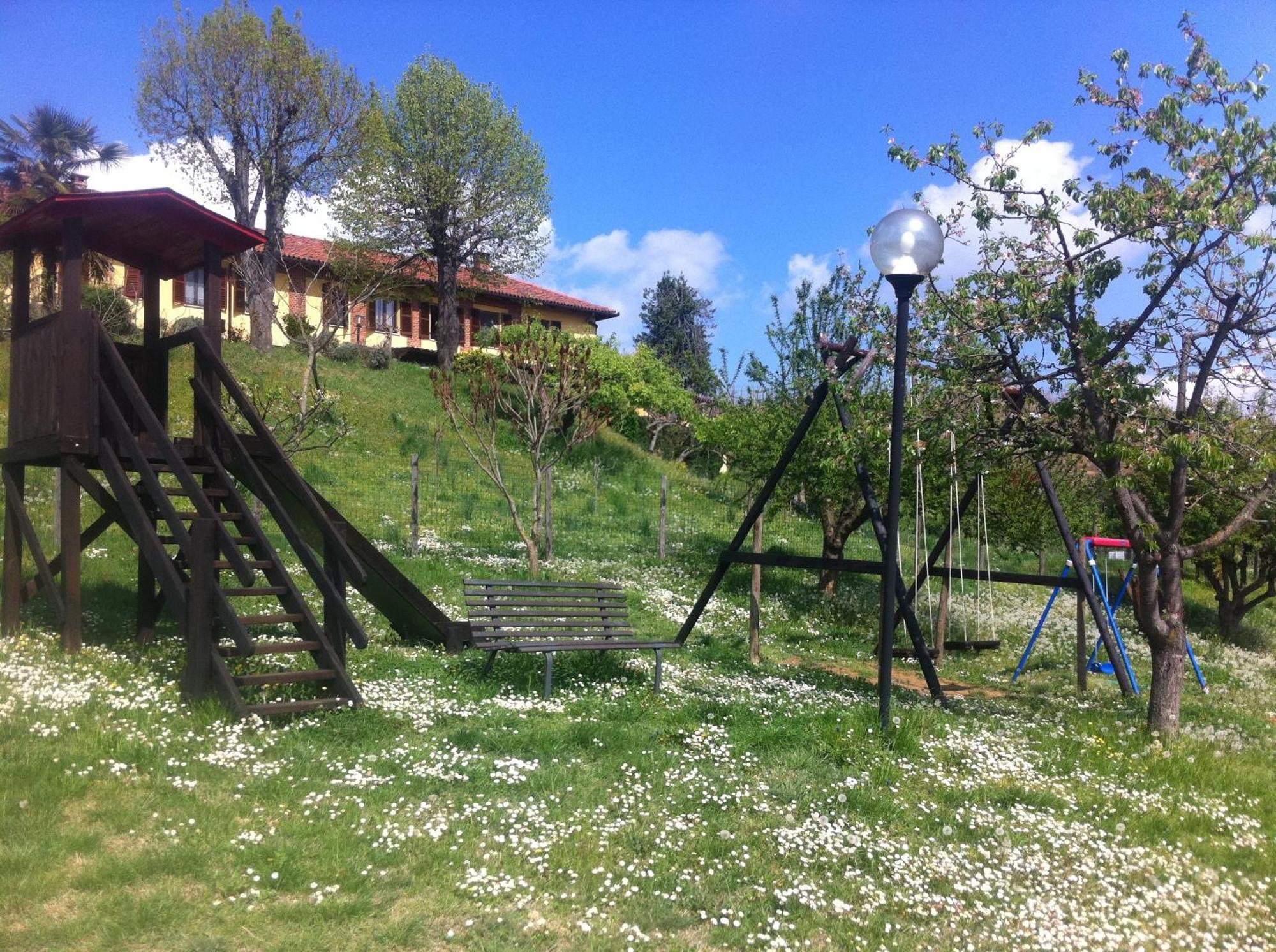Agriturismo Tre Tigli Asti Eksteriør bilde
