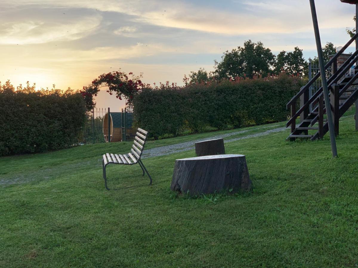 Agriturismo Tre Tigli Asti Eksteriør bilde